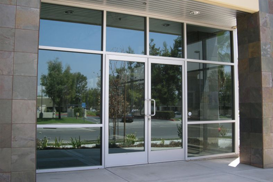 Hesperia-commercial-door-repair