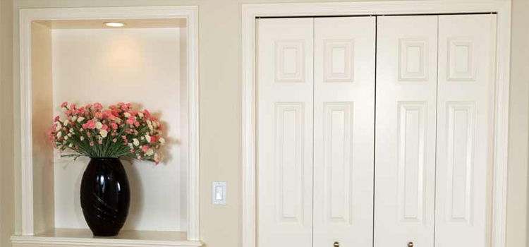 residential closet door repair in Hesperia